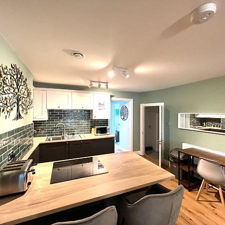 בריסטול 2 Bedroom Apartments Stopoverz מראה חיצוני תמונה