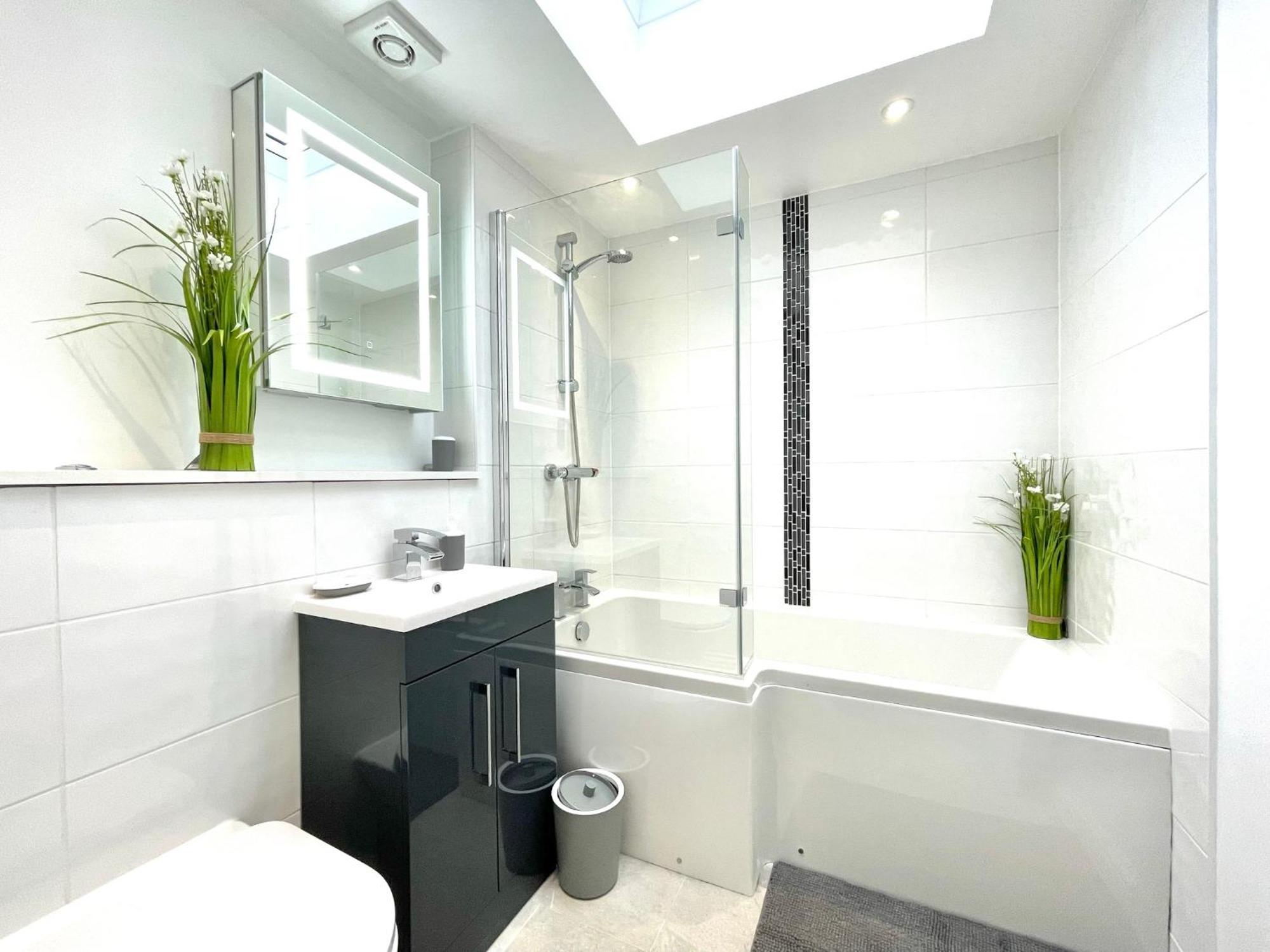 בריסטול 2 Bedroom Apartments Stopoverz מראה חיצוני תמונה
