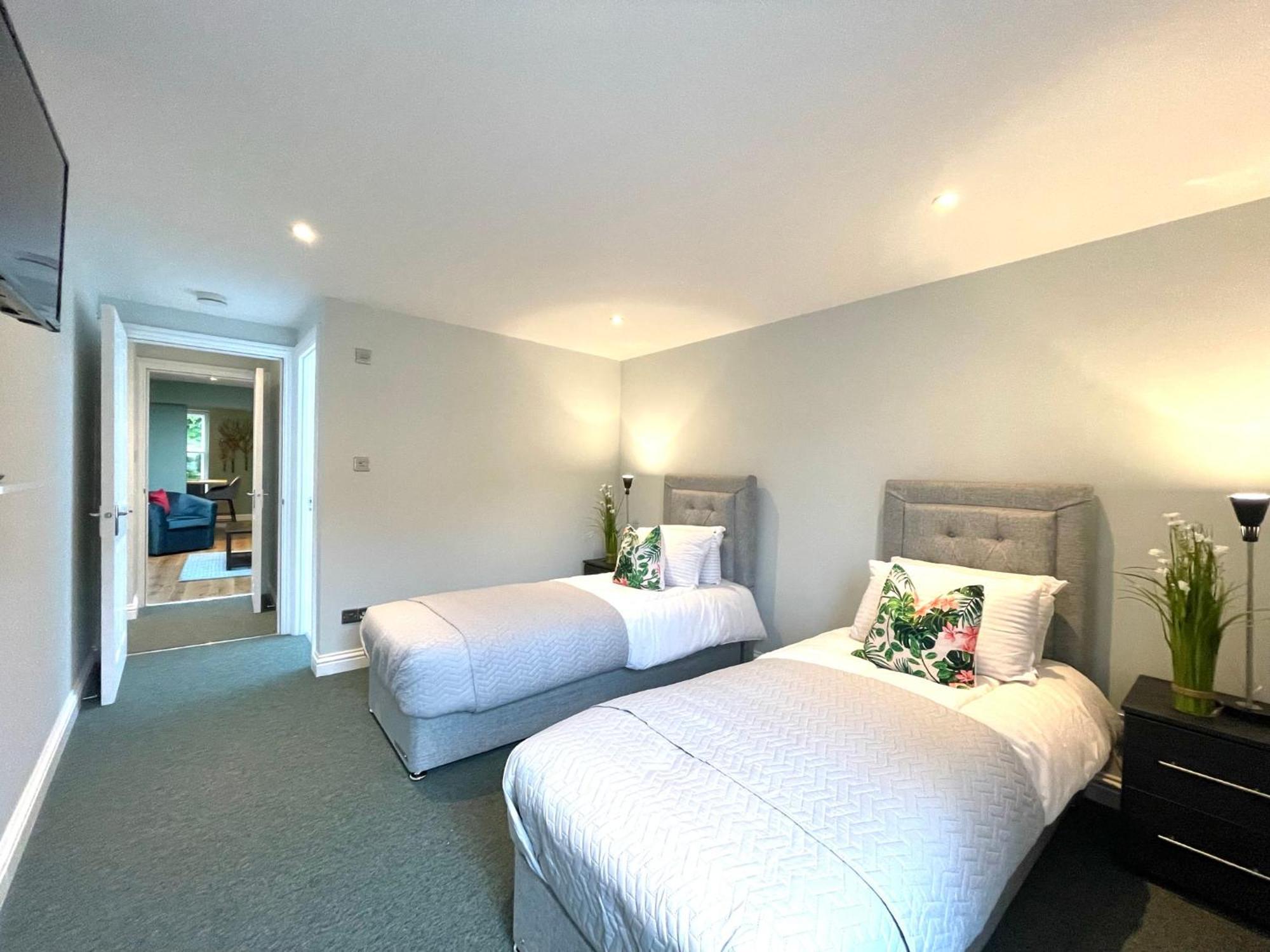 בריסטול 2 Bedroom Apartments Stopoverz מראה חיצוני תמונה