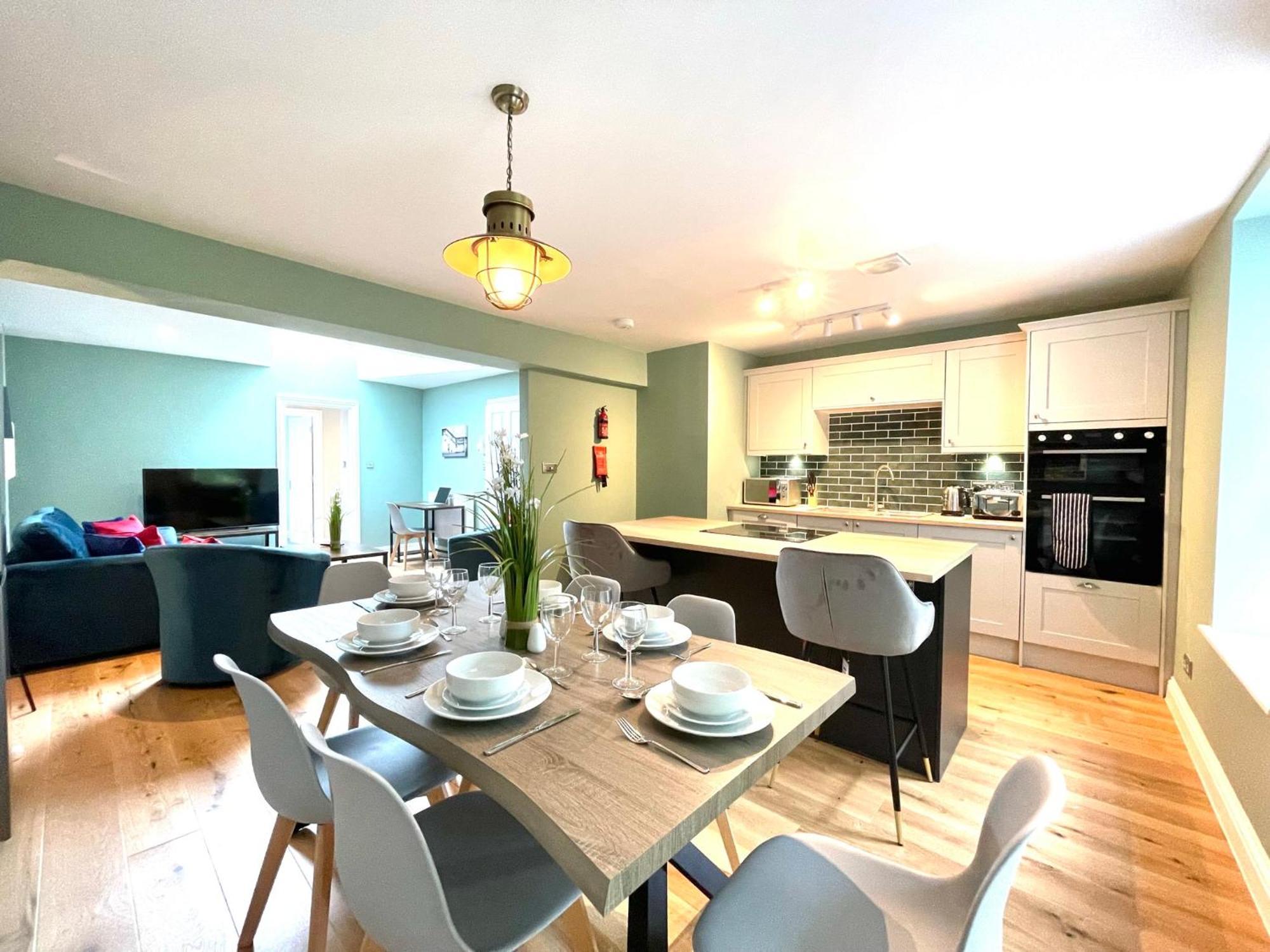 בריסטול 2 Bedroom Apartments Stopoverz מראה חיצוני תמונה