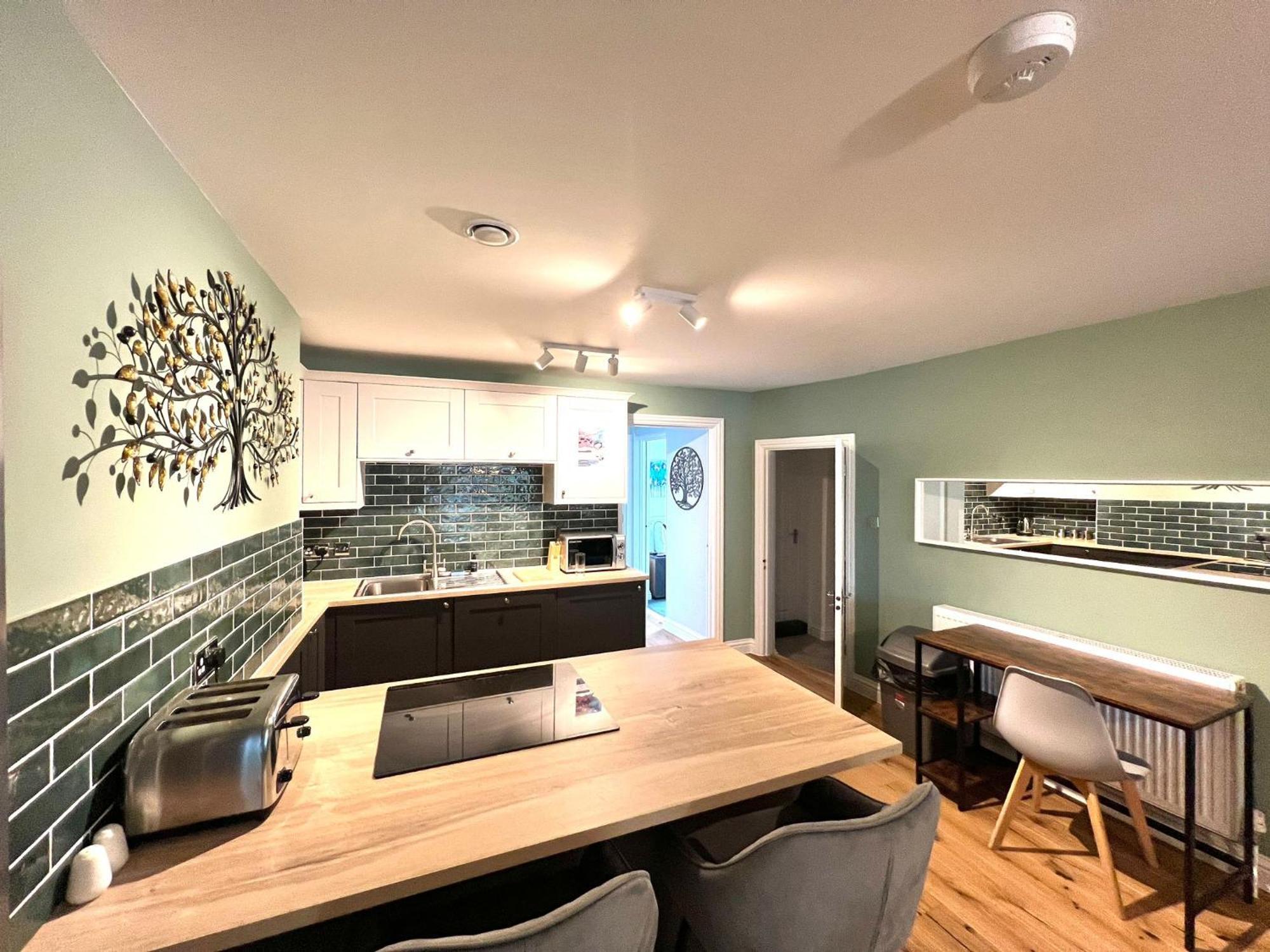 בריסטול 2 Bedroom Apartments Stopoverz מראה חיצוני תמונה